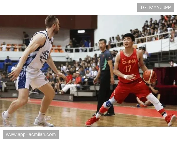 NBL男篮后卫急停三分准星火热:训练室到赛场的极致爆发