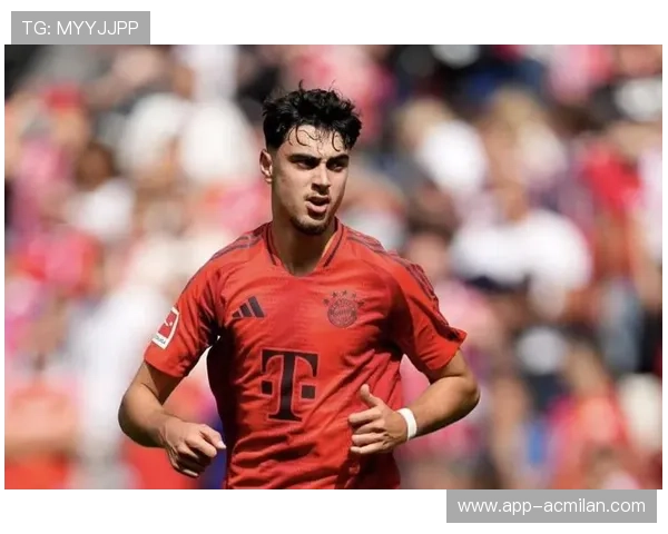 拜仁中前场持续制造压力,帕夫洛维奇稳住节奏