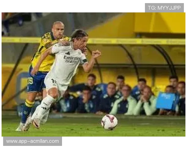 维尼修斯弧顶长射皇马再下一城 维尼修斯弧顶长射皇马再下一城