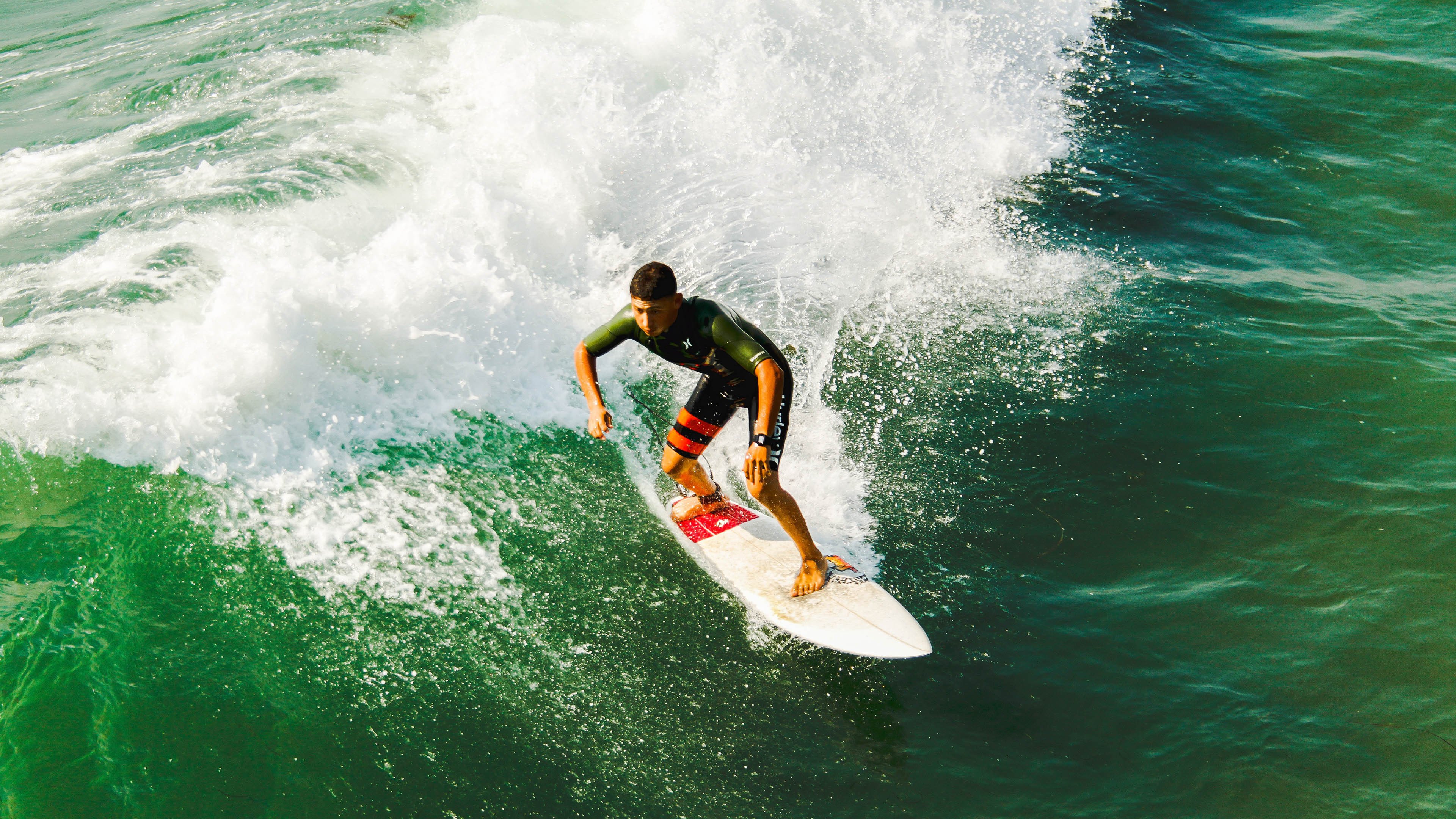 新一轮校园足球政策扶持力度加大提高参与覆盖面，国家出台关于校园足球的政策
